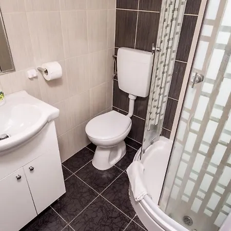 Apartamento Rona Zlatko *