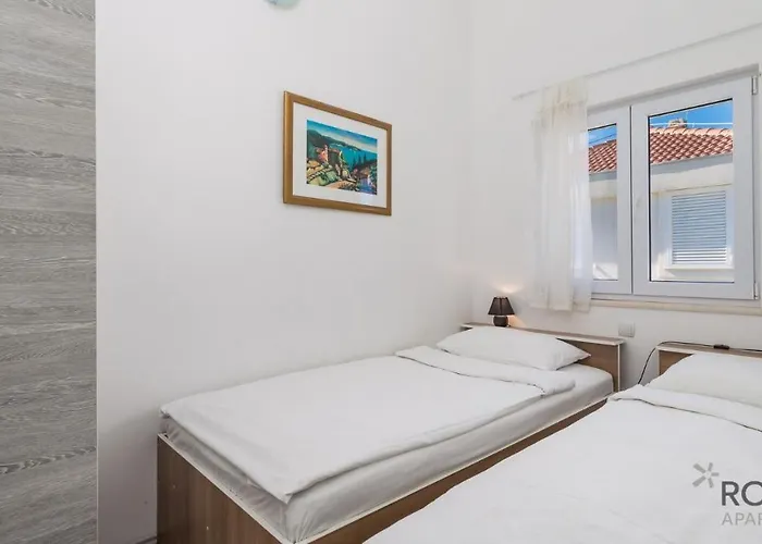 Rona Zlatko Appartement *