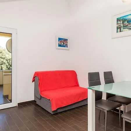 Rona Zlatko Lägenhet *