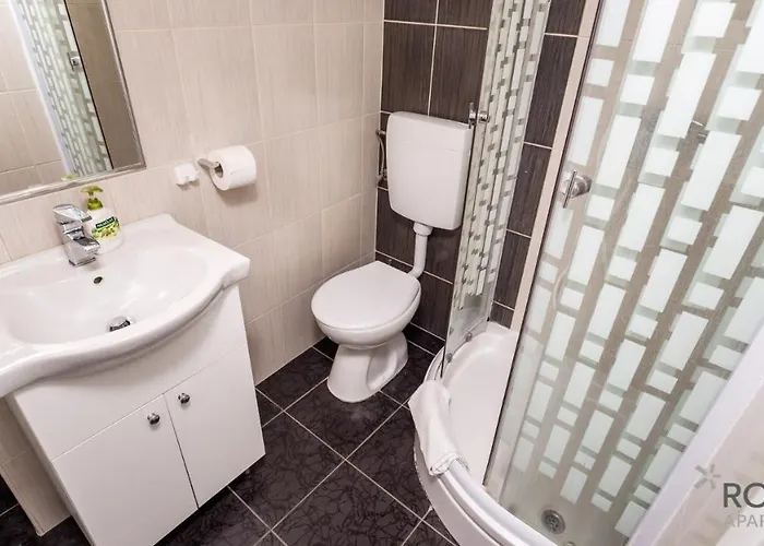 Lägenhet Rona Zlatko *